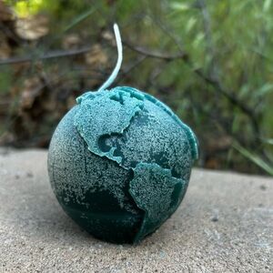 Green Earth Candle